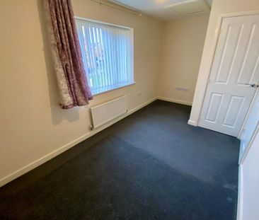 Moon Crescent, Coventry - Photo 2