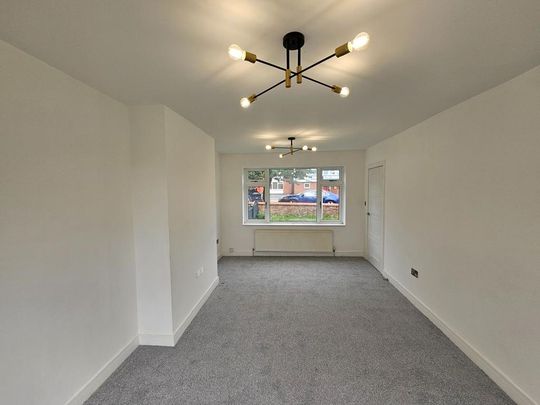 3 bedroom semi-detached house to rent - Photo 1