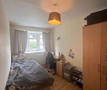 Belgrave Mews Uxbridge, UB8 - Photo 3