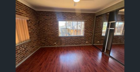 View Saturday at 1.50pm - 2.10pm - Photo 4