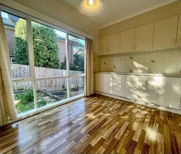 Burwood - Photo 2