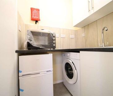 Nags Head Road, Enfield, EN3 - Photo 1