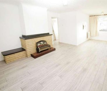 Shepeshall, Basildon, SS15 - Photo 1