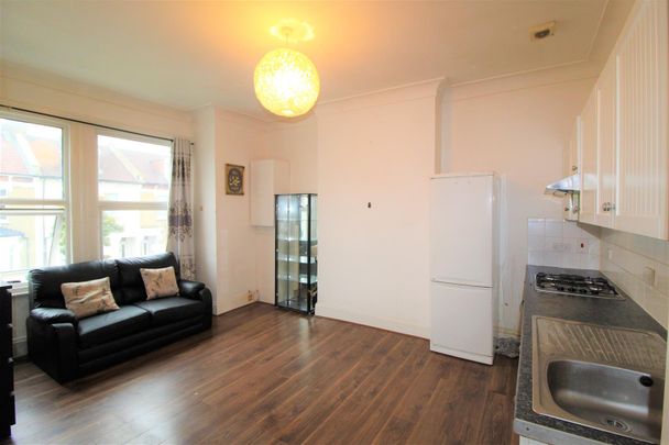 Kidderminster Road, Croydon - Photo 1