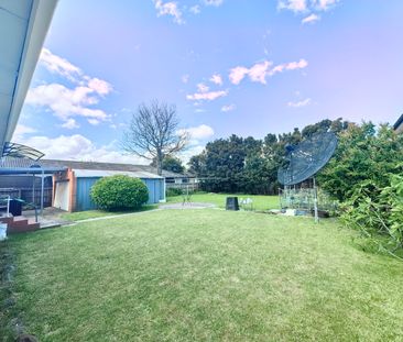 12 Wordsworth Avenue, Clayton South VIC 3169 - House For Rent | Domain - Photo 3