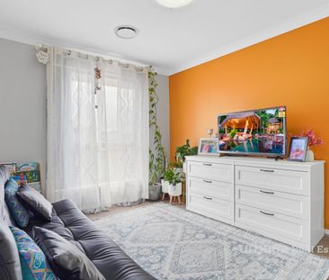 Modern 4-Bedroom Townhouse in Peaceful Schofields – Comfort, Style ... - Photo 4