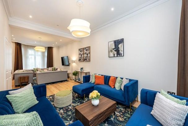 6 bedroom semi-detached house to rent - Photo 1