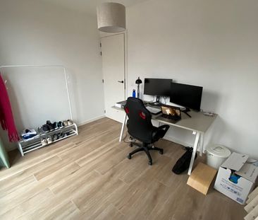 Kamer in nieuwbouwappartement in Deurne te huur - Photo 6