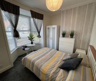 1 bedroom in a house share to rent - Photo 3