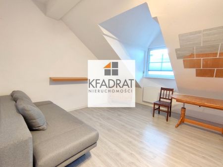 Przestronna kawalerka, osobna kuchnia - Zdjęcie 4