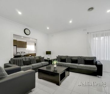 19 Michael Street, Lalor - Photo 4