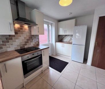2 bedroom bungalow to rent - Photo 2
