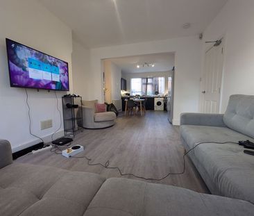Derby Road, Nottingham - Photo 2