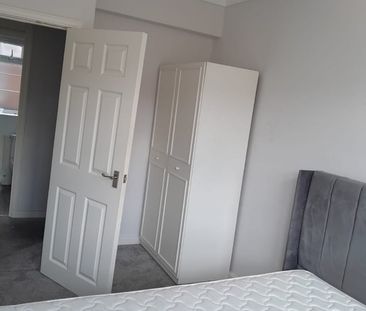 Room in a Shared House, Kirkdale Corner, SE26 - Photo 2