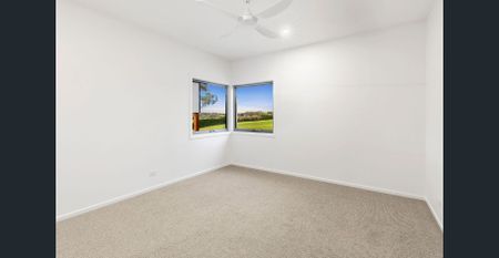 Luxury Living - Photo 3