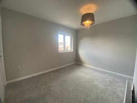 2 bedroom terraced house to rent - Photo 4