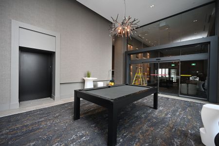 For Lease - 2450 Old Bronte Road Unit# 347, Oakville, Ontario - Photo 2