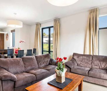 Spacious Apartment Living - Photo 4