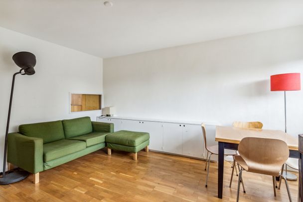 2 Bed Flat, Sullivan House, SW1V - Photo 1