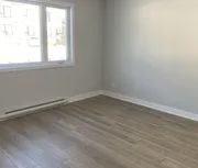 1 room apartment of 126m² in Sherbrooke - Photo 2