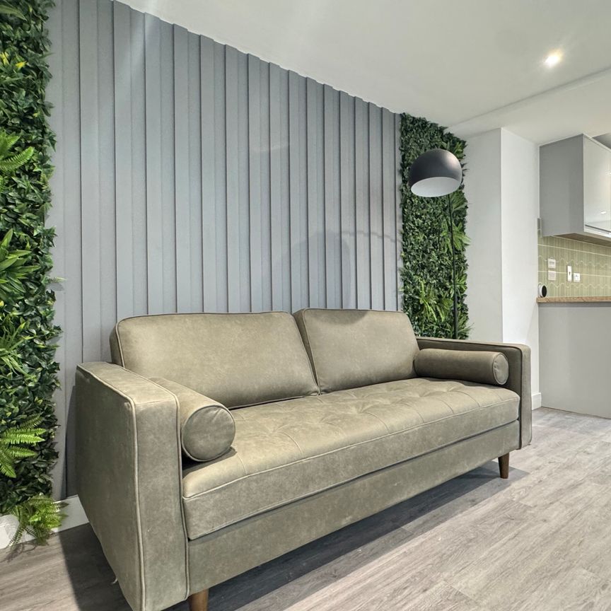 Room 2, Angerstein Road, Portsmouth - Photo 1