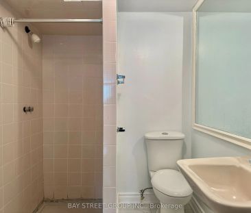 8 Queensgate Court #One Bedroom In Basement - Photo 2