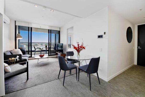 Bright 1-bedroom apartment near Citizens Park - Photo 1