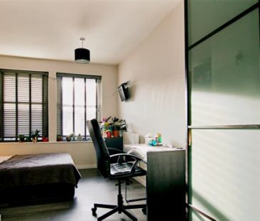 7 Bed 4 Bath - Photo 5