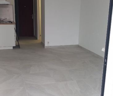 STUDIO RENOVE LOCATION VIDE - Photo 1