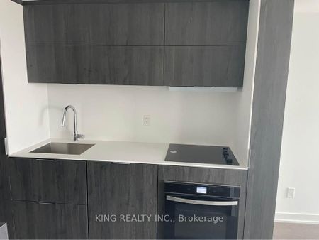 For Lease - 370 Martha Street Unit# 207, Burlington, Ontario - Photo 2