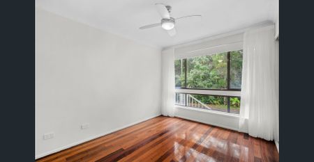 Renovated Family Home In A Quiet Street! - Photo 5