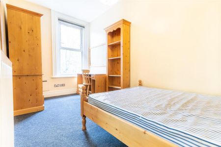 5 bedroom apartment to rent - Photo 3