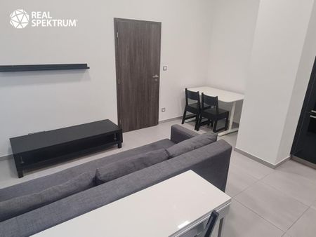 Pronájem bytu 2+kk 46 m2 - Fotografie 2