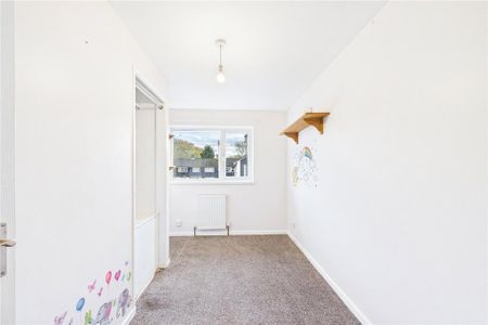 3 bedroom terraced house to rent - Photo 5