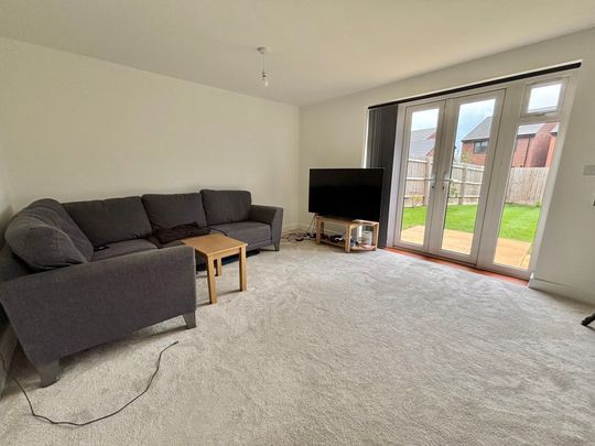 Tedder Grove, Nuneaton, CV11 - Photo 1