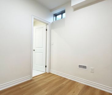 For Lease - 19 William Crawley Way, Oakville, Ontario - Photo 1