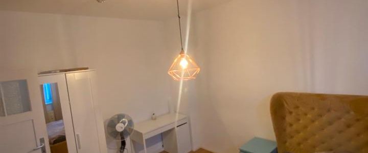 Wg Zimmer Mitbewohnerin gesucht in Prenzlauerberg - Photo 1