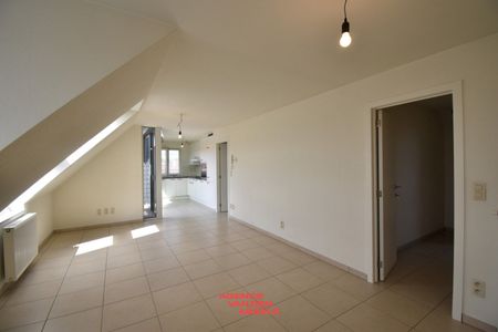Zeer mooi appartement in centrum Moerbrugge! - Photo 2