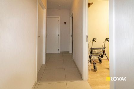 Ruim en instapklaar appartement op 2e verdieping met garagebox - Photo 2