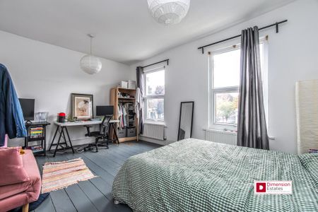 5 bedroom terraced house to rent - Photo 3