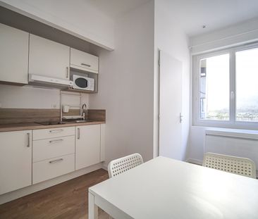 Location Appartement 1 pièce 17m² - Photo 4