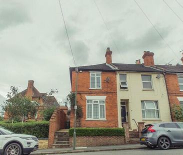 4 bedroom terraced house to rent - Photo 3