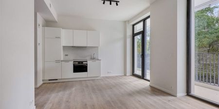 Appartement te huur in Sint-Lambrechts-Woluwe voor € 900 met 1 slaapkamer - Photo 2