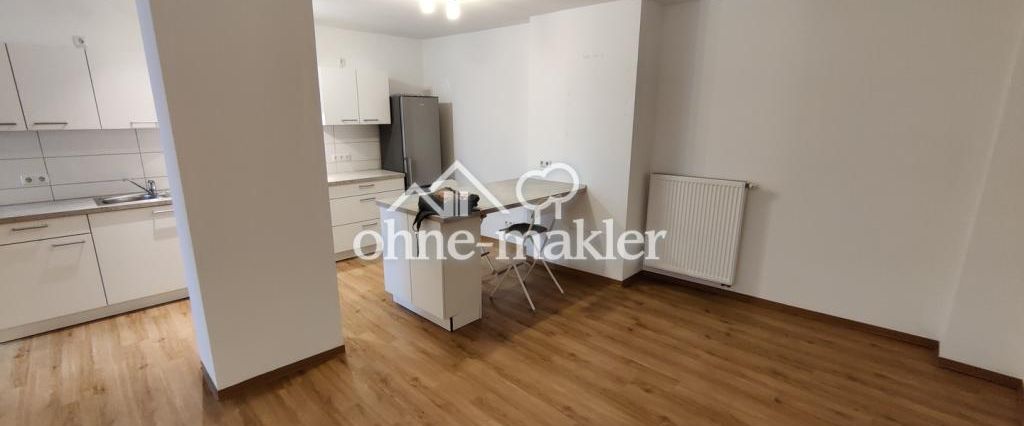 Im Innenhof gelegene 122 qm 2-Zimmer-Wohnung mit EBK - Photo 1