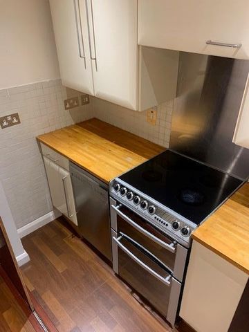 1 Bed Flat, Mayfair, W1J - Photo 4