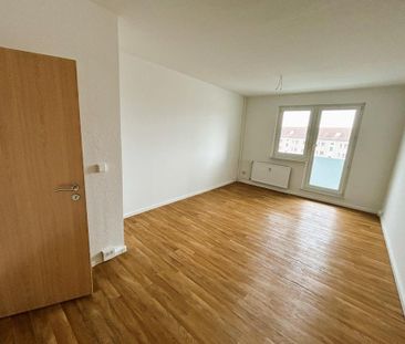 Funktionale 3Raum-Familienwohnung mit Südbalkon, am Stadtpark. - Foto 1