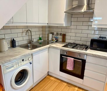 3 Bed Semi-Detached House, Abingdon Road, SW16 - Photo 4
