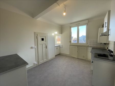 Location Appartement 3 pièces 79m² - Photo 4