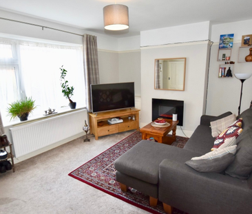 Furnished two double bedroom terraced house with off-street parking - Photo 4