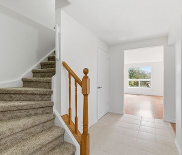 For Lease - 51 Koch Drive, Guelph, Ontario - Photo 6